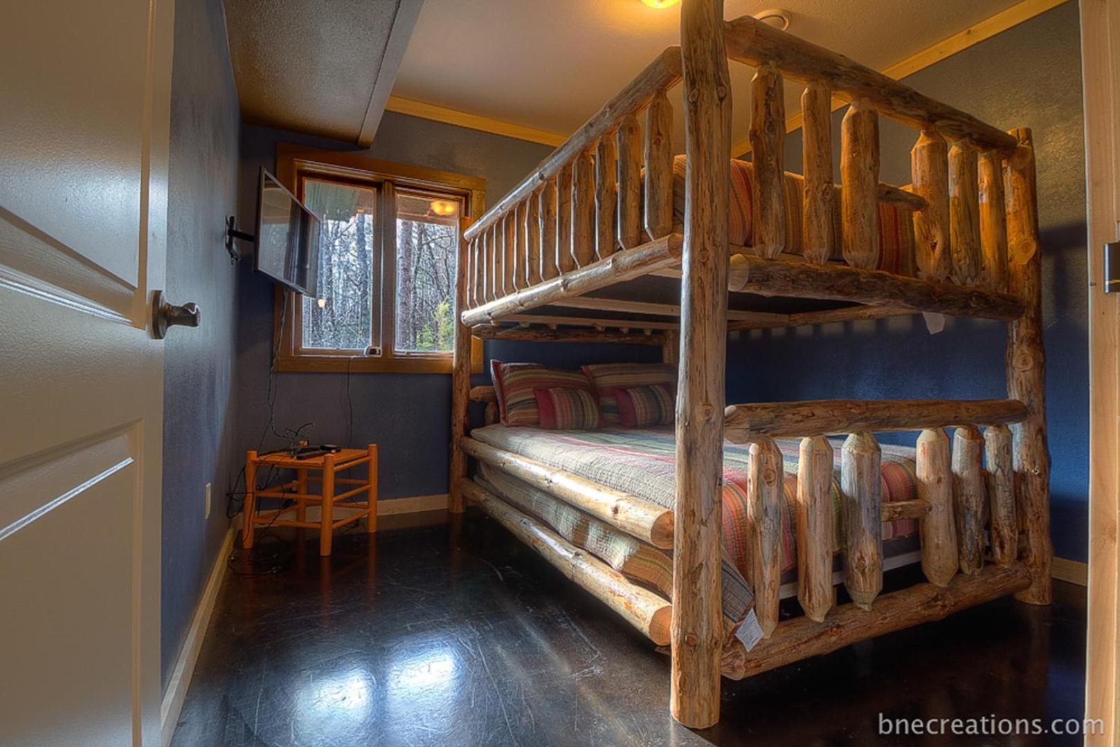 Villa Bear Necessities, Luxury 5Bd Mtn Views, Hot Tub, Many Bear Sightings Gatlinburg Esterno foto